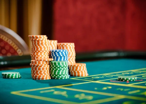 Our igamble247 live-dealer result display for blackjack and roulette